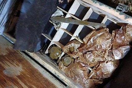 В Херсонской области силовики нашли схрон с гранатами под сеном