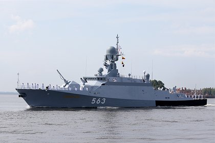 Корабли Балтфлота отразили «атаку» противника с воздуха и с моря