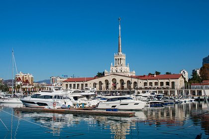 Россияне массово устремились в один курортный город страны на длинные выходные в июне