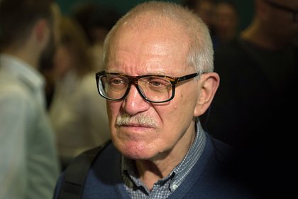 Режиссер Митта потерял сознание у себя дома в Москве