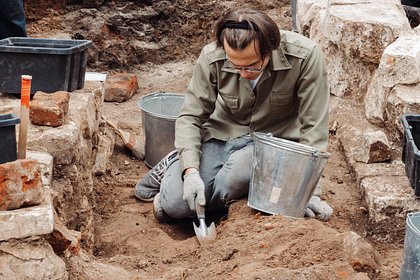 Дорога вывела российских археологов к деревне-призраку