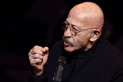 Розенбаум захотел ударить журналиста за вопрос о квартире