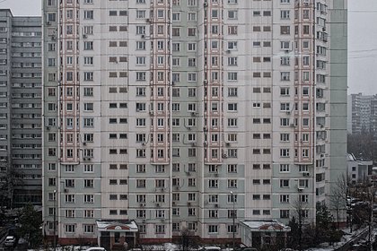 Житель многоэтажки в Москве отравился распыленным в квартире неизвестным газом