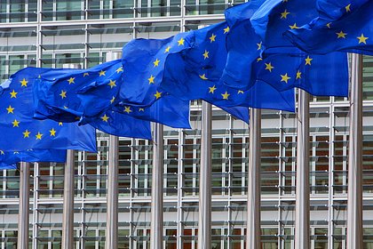Отказ Евросоюза от нефти и газа из России назвали безумием