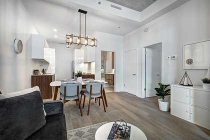 Россиян предупредили об опасности мебели с маркетплейсов