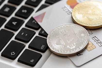 Вывод биткоинов на банковские карты украинцев остановили