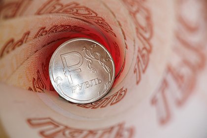 В России назвали места с зарплатой выше ста тысяч рублей