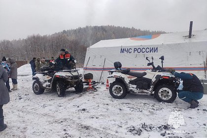 Следователи осмотрели пещеры в районе поисков семьи Усольцевых