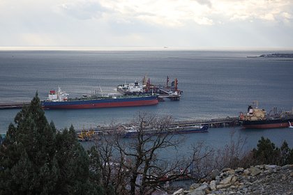 Зеленский призвал Европу забирать и продавать российскую нефть