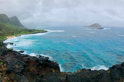 Военные США атаковали судно в Тихом океане