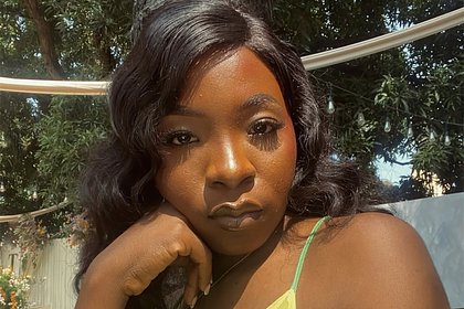 Ядовитая змея погубила известную певицу