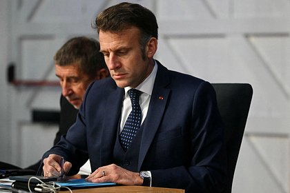 Франция решила создать прямой канал связи с Россией