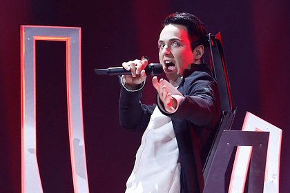 Обручившийся с военным ВСУ украинский певец сообщил о разводе