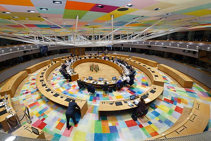 В Госдуме оценили блокировку Венгрией и Словакией антироссийских санкций