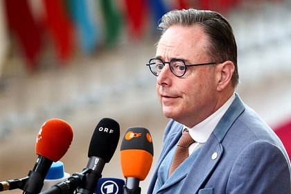 Премьер Бельгии необычно ответил на обвинения в связях с Россией