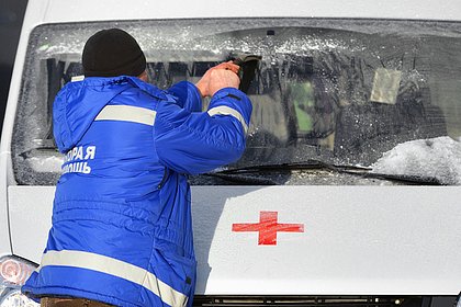 Истекавшую кровью пожилую россиянку на руках несли до машины скорой по одной причине