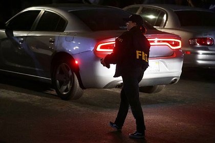 Правоохранители провели обыски у открывшего огонь на приеме у Трампа американца