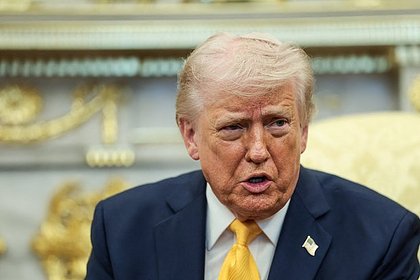 Трампа атаковала «злая» пчела
