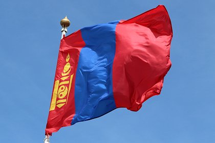 Многокилометровую пробку на границе России и Монголии сняли на видео