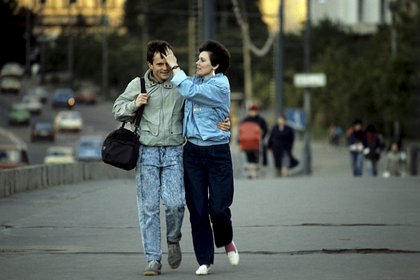 Во ВЦИОМ сравнили современную молодежь с поколением 1990-х