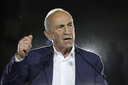 Бывшему президенту Армении не позволили покинуть страну