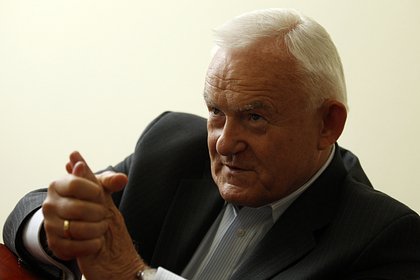 В Польше призвали Украину вернуть оружие вместо орденов