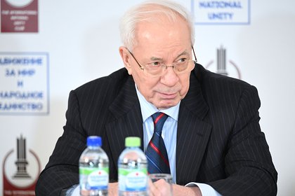 Экс-премьер Украины заявил о десятках положенных в землю поколениях
