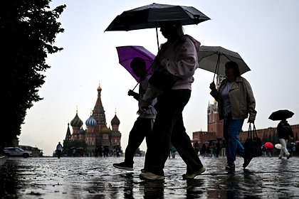 Москвичам пообещали аномально дождливый июль