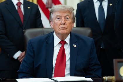 Трамп рассказал об ущербе США из-за иностранного вмешательства в выборы