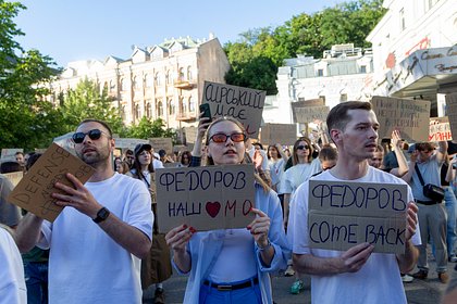 Украинцы потребовали отставки Сырского