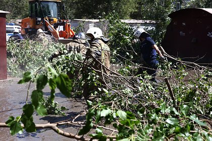 13 человек пострадали и один не выжил из-за непогоды в российском городе
