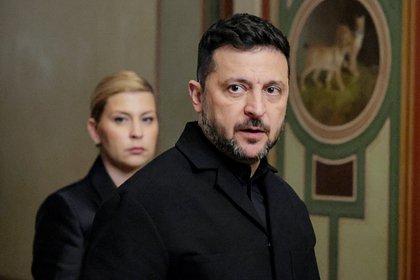 Экс-премьер Украины раскрыл стратегию Зеленского по сохранению поста