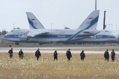 В Германии призвали ЕС и НАТО отреагировать на инцидент с дроном в аэропорту