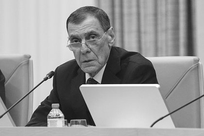 Ушел из жизни один из авторов Конституции России Борис Эбзеев