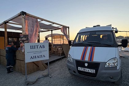 Начавшийся после атаки ВСУ пожар в российском регионе достиг площади 98 футбольных полей