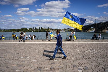 Европу заподозрили в планах «выдавить» украинцев