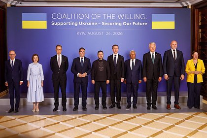 Экс-премьер Украины назвал причину замалчивания коррупции Зеленского Западом