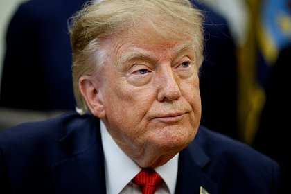 Американские каналы начали показывать выступления Трампа без звука