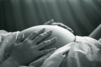 Россиянкам рассказали о рисках поздней беременности