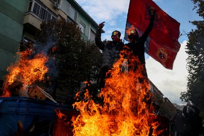 В одной балканской стране возобновились протесты студентов